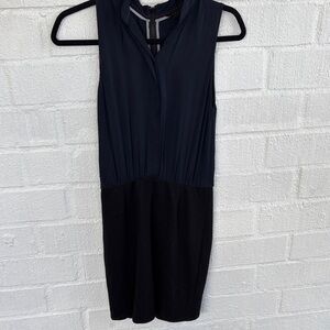 Alice + Olivia Employed Navy and Black Sleeveless Dress sz XS